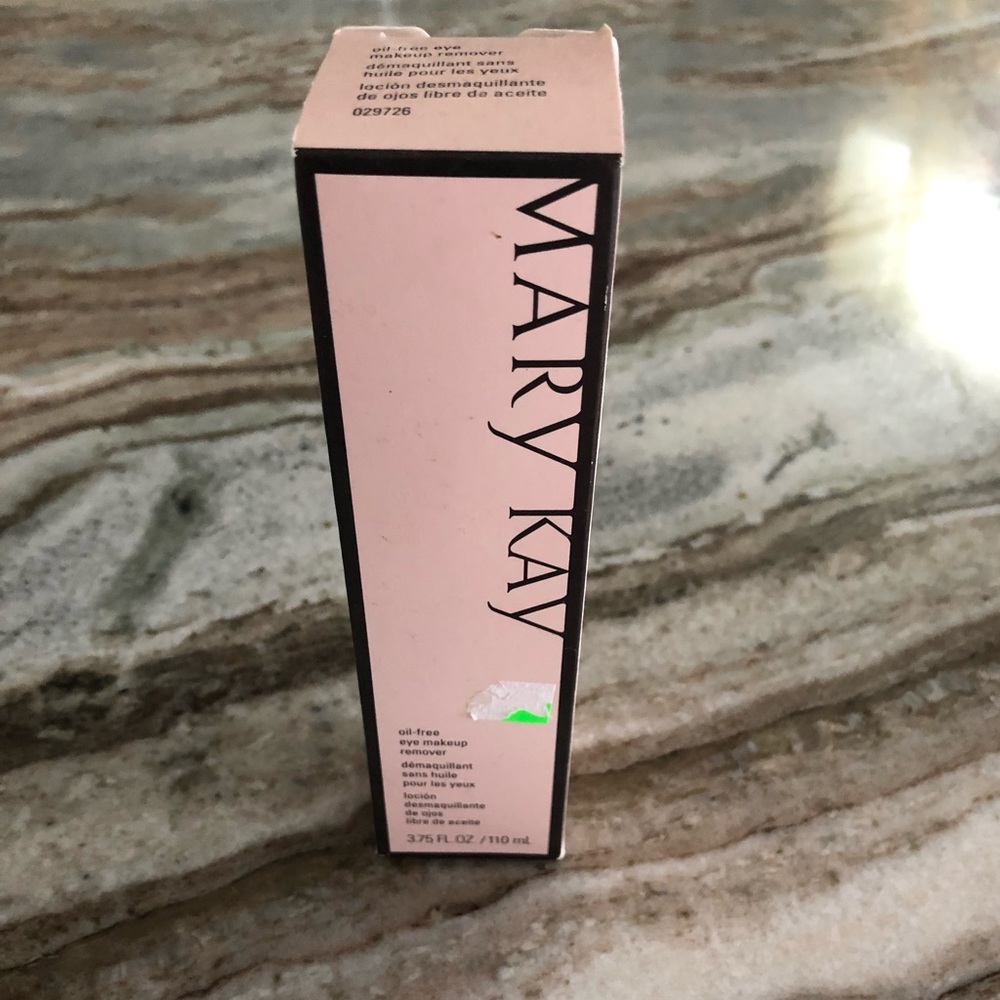 MaryKay oil free make up removal